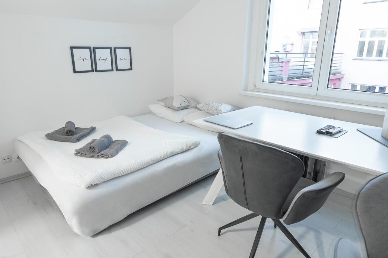 Skolska Winter Terrace Apartment براغ المظهر الخارجي الصورة
